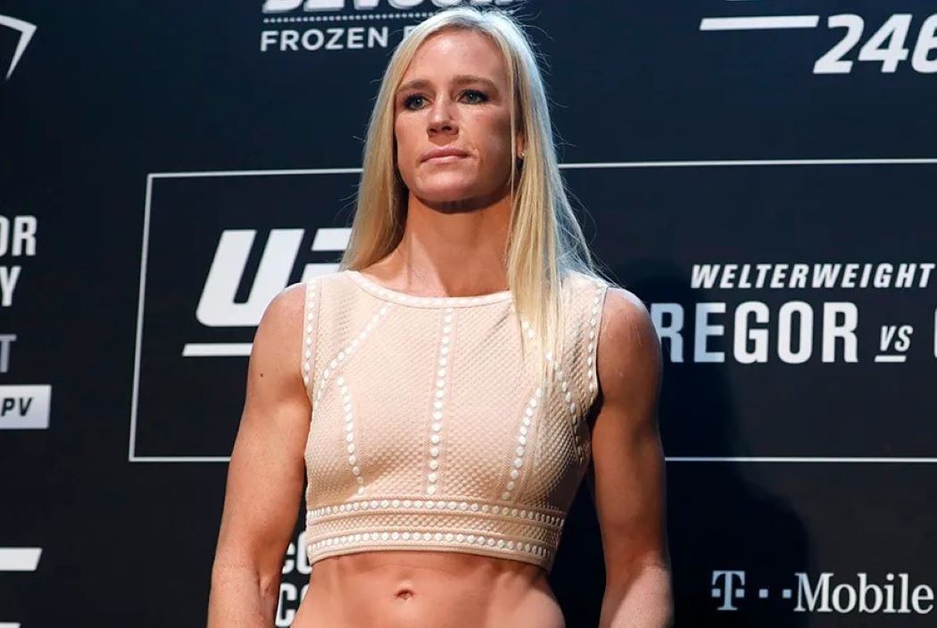 Holly Holm před zápasem v UFC.