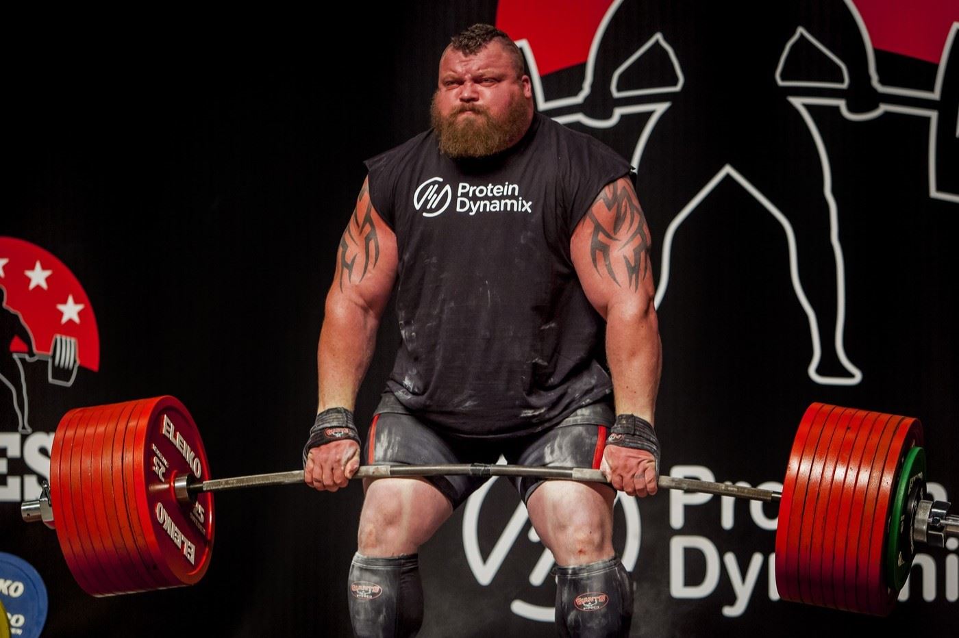 Táta Eddie Hall.