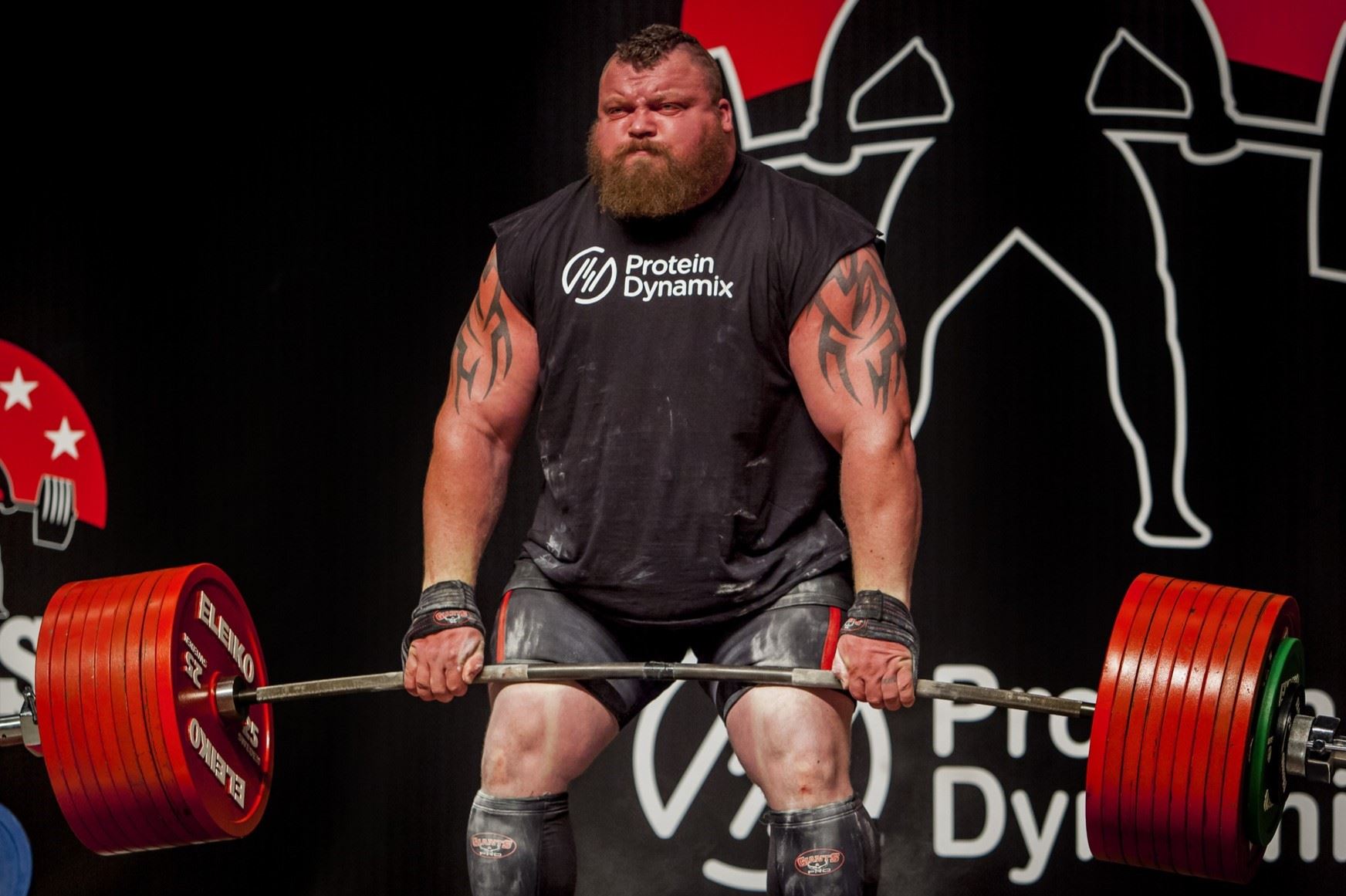 Eddie Hall v práci.