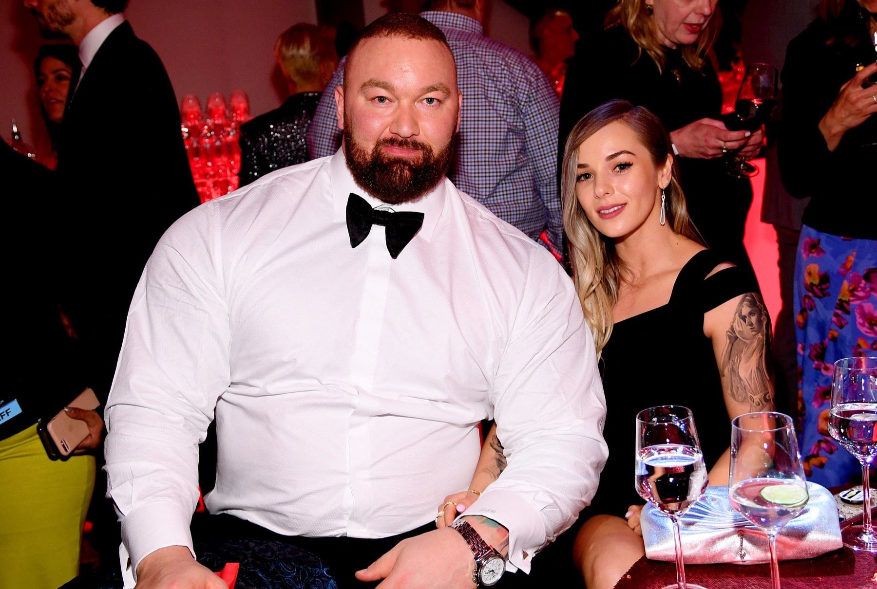 Thor Bjornsson se partnerkou Kelsey Henson.