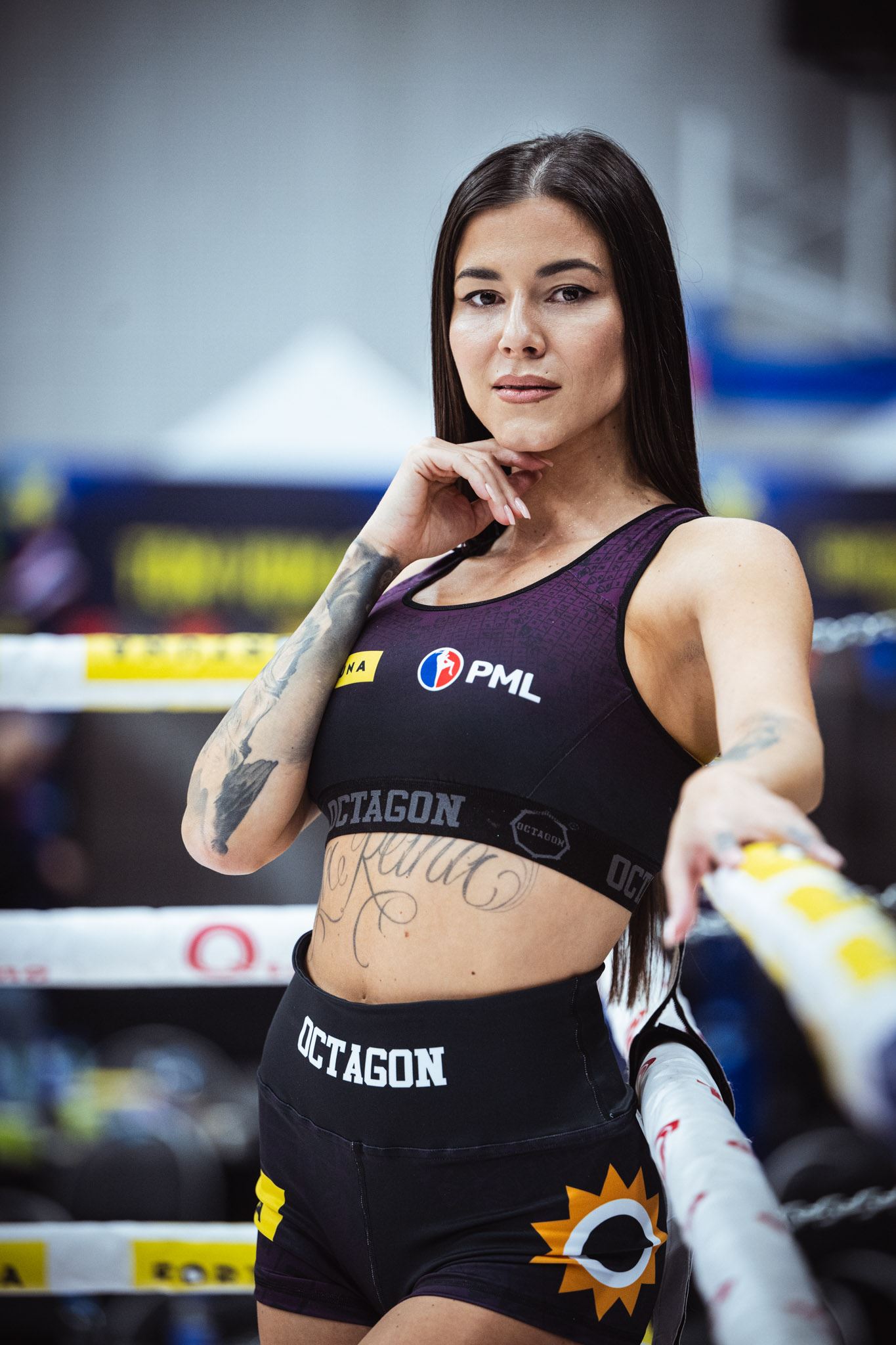 Sobotní PML v Praze, součástí byly i ring girls.