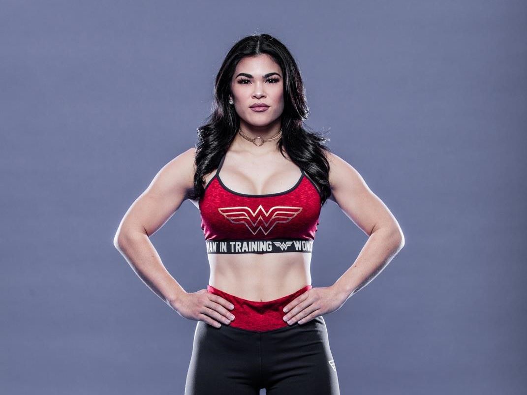 Rachel Ostovich ještě pod organizací Invicta Fighting Championships.