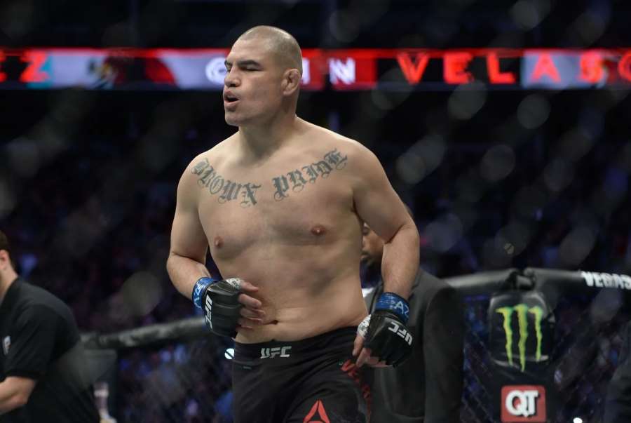 Spadla klec. Legenda UFC míří do vězení