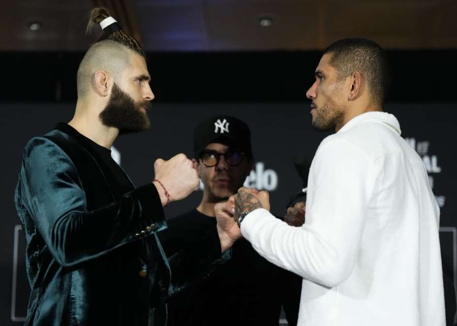 Procházka vs. Pereira. UFC nečeká nudu v titulovém souboji 