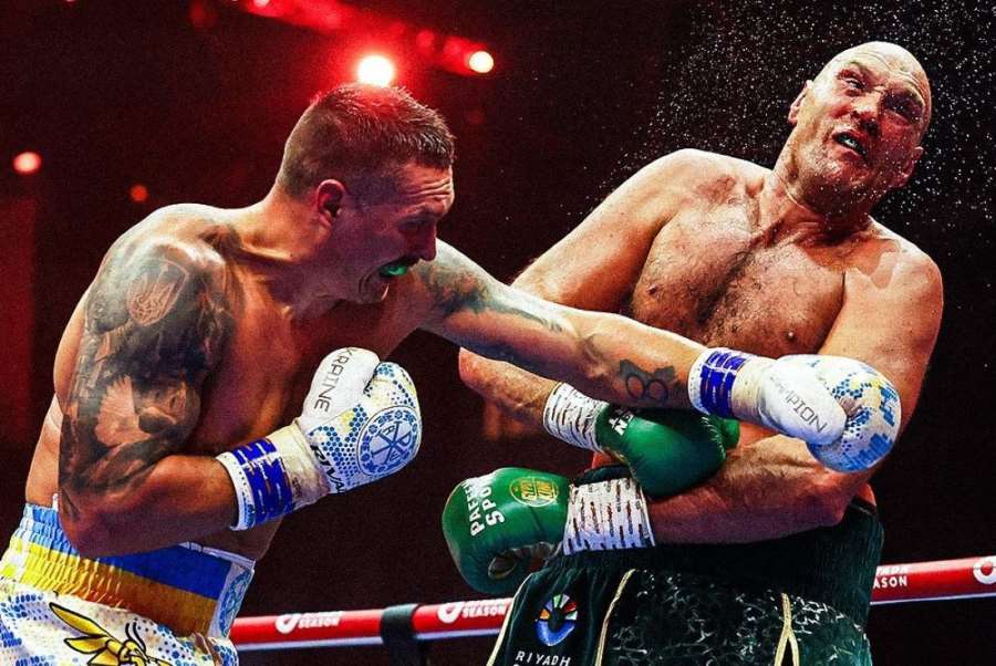 Velké boxerské divadlo. Fury padl, byl počítán a Usyk se stal králem