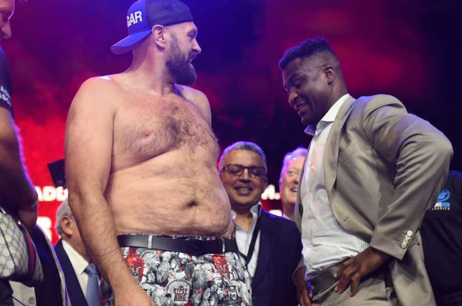 Fury přišel polonahý, žádný stud. Budu lovit hlavu toho chlápka, věří Ngannou 