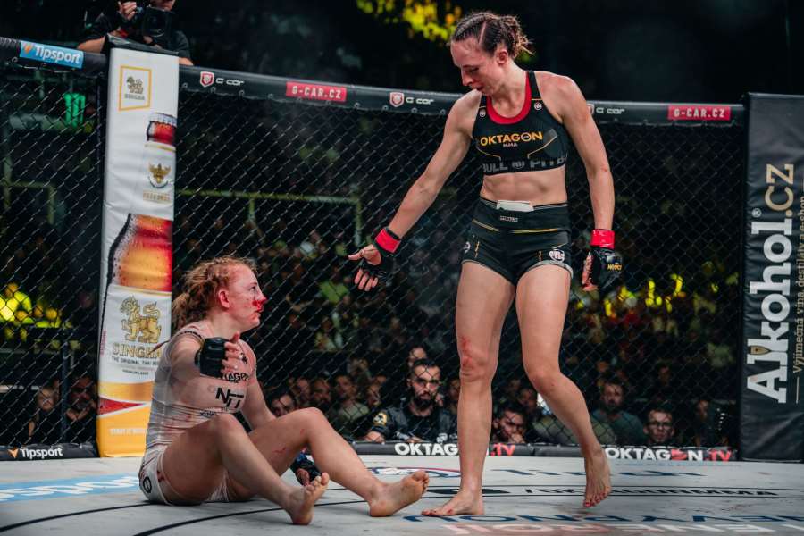 MMA ONLINE: Dámská divočina. Pudilová po konci v UFC zažila vítězný boj, Norka jí však dala zabrat 