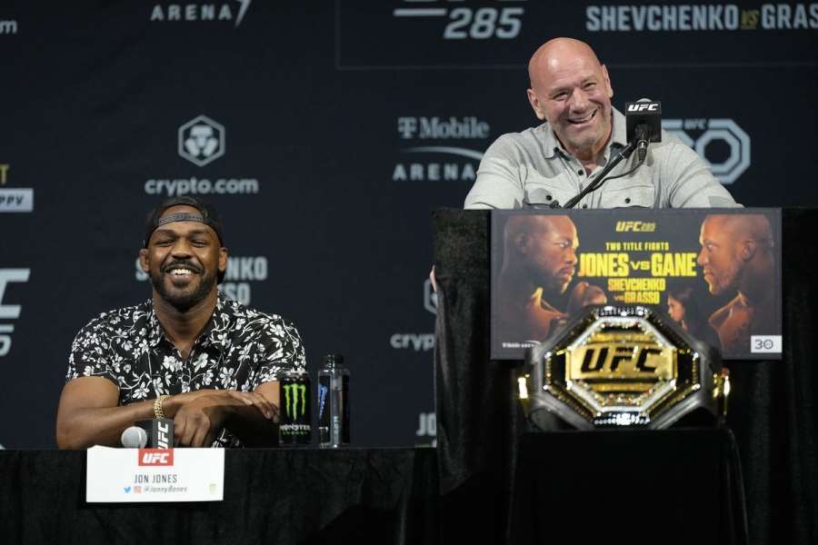 Žádný Ali či Tyson. Jones je nejlepší bojovník všech dob, velebí šampiona boss UFC