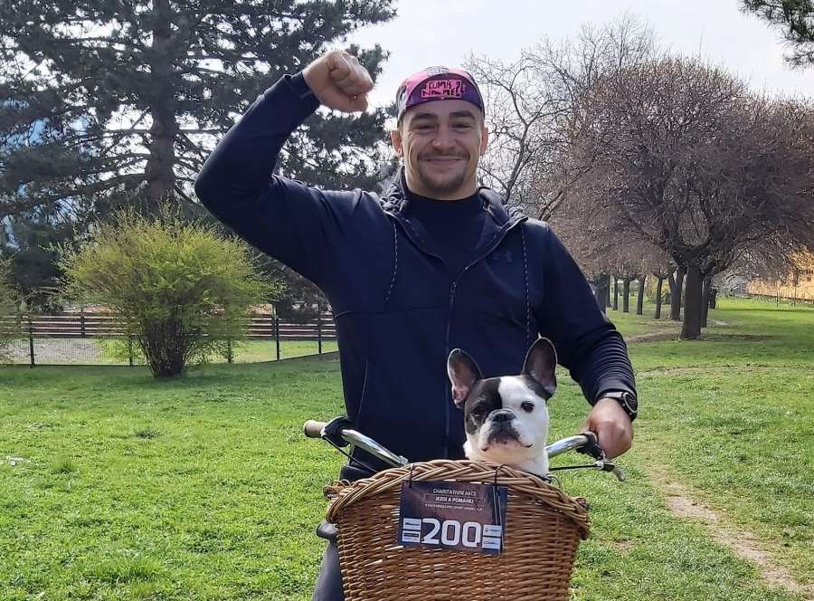 Judisté pomohou, poběží od Tater k Dunaji. Ortézy pro malého chlapečka jako naděje k samostatné chůzi