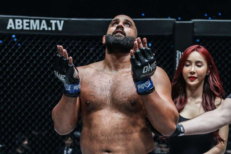 Nechtěl bojovat a přišla první červená karta v historii ONE Championship