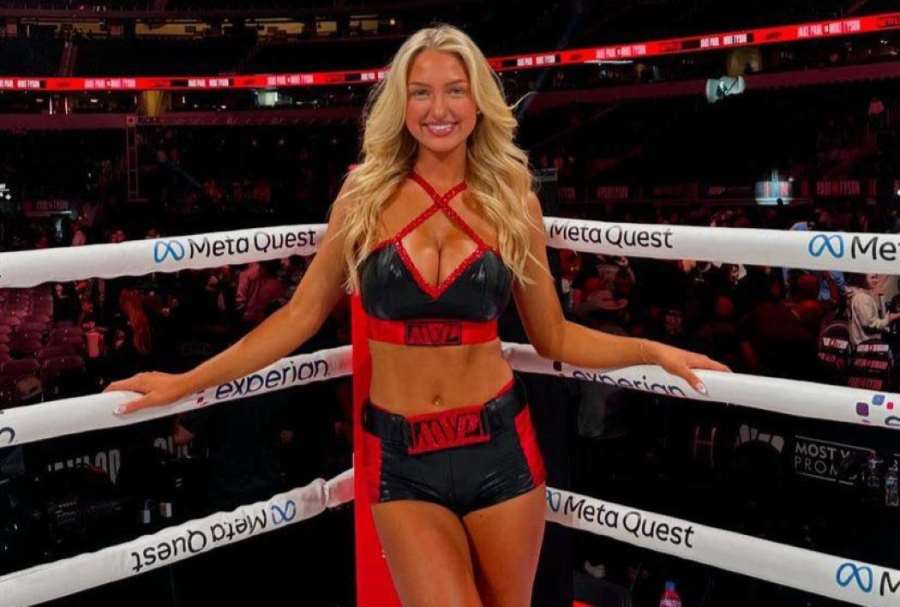 Kouzelná noc. Ring girl oslnila svým půvabem