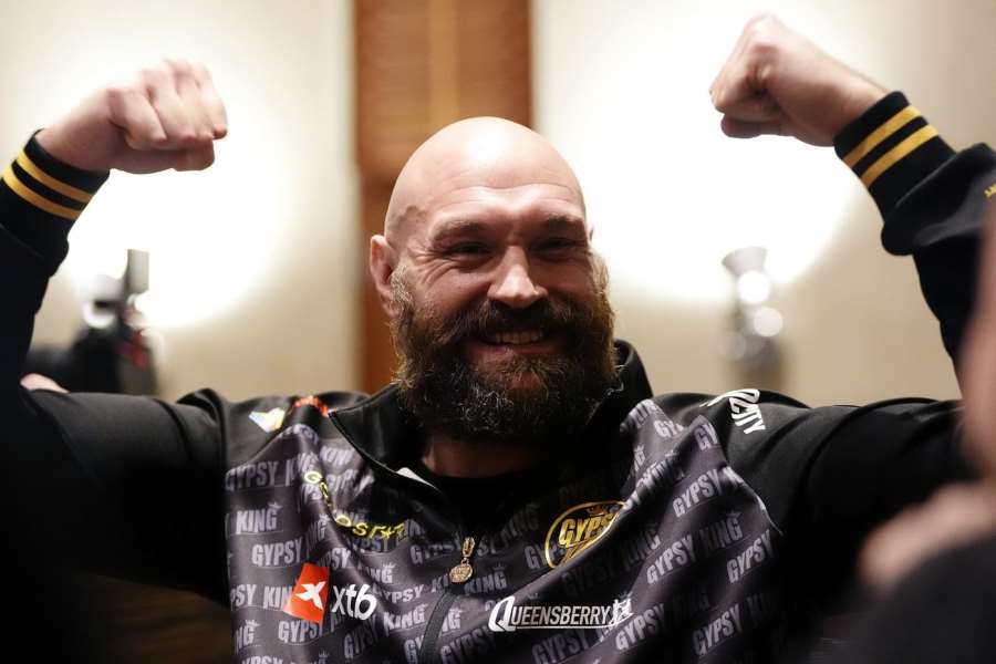 Pořádný ranec. Fury má rekordní váhu, Usyk váží o 25 kilo méně