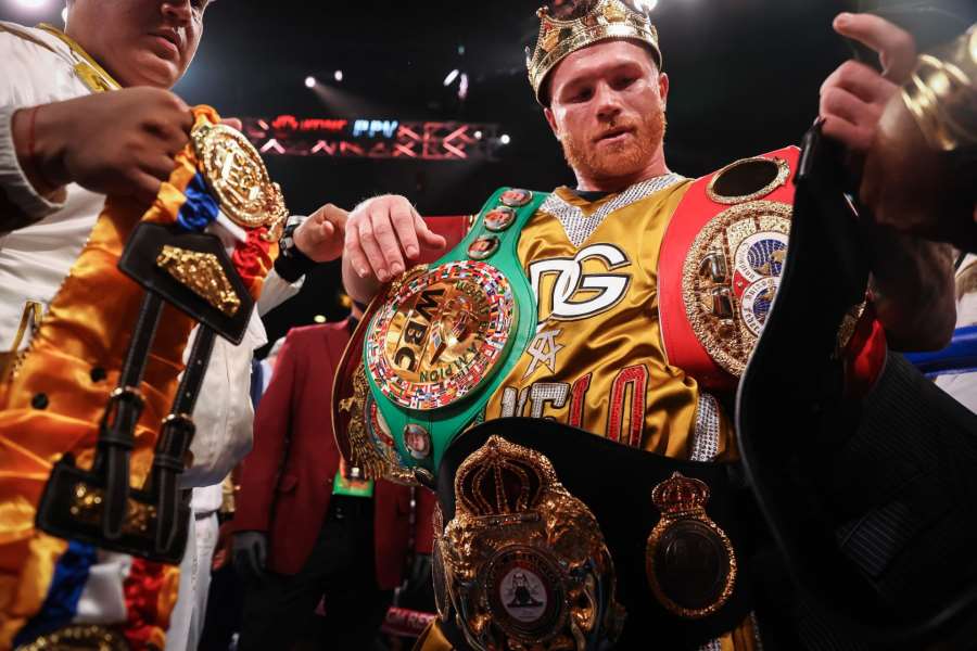 Za jeden večer miliarda. A co dál? Canelo psal historii, teď mu hrozí ruská bestie