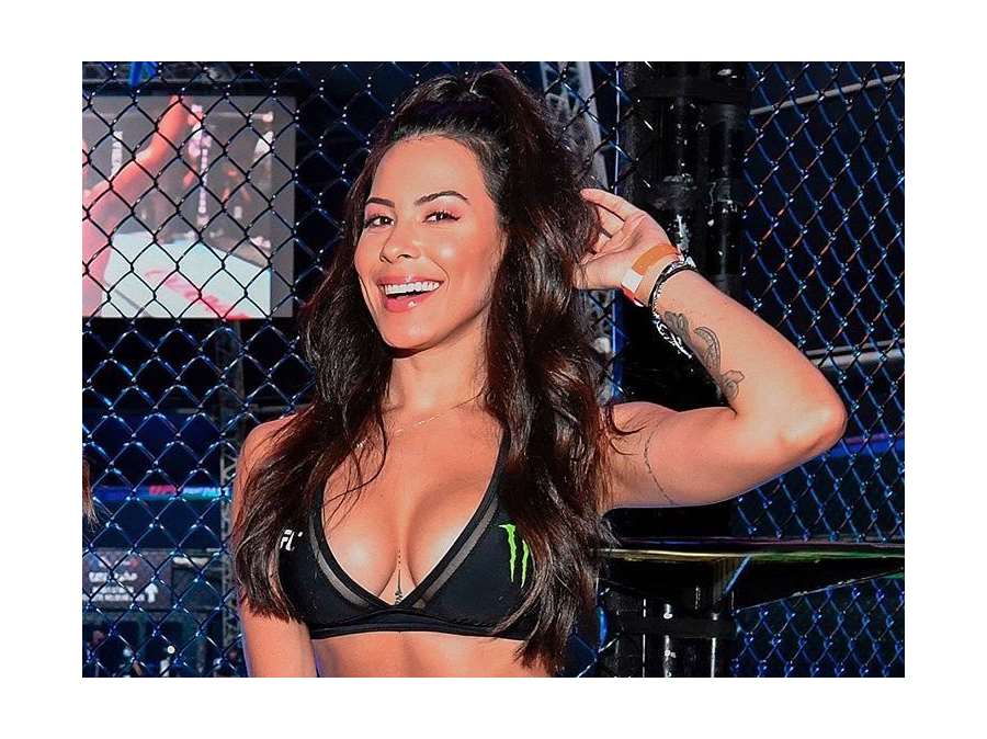 Krásná Brazilka rozvášnila fanoušky sexy fotkami. Chystat na UFC se musí i Octagon Girl